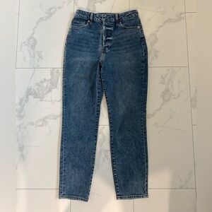 H&M High Waist Mom Jeans!